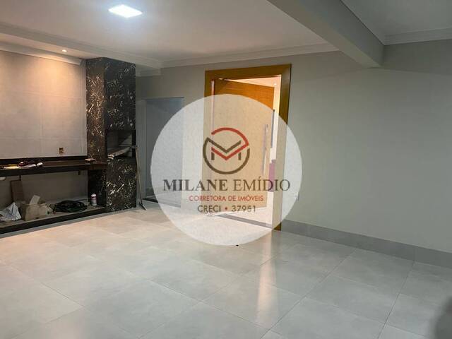 Casa para Venda em Catalão - 2
