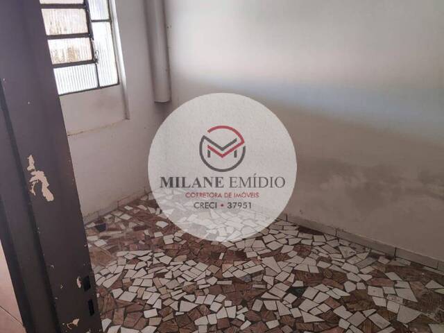 #113 - Casa para Venda em Catalão - GO - 2