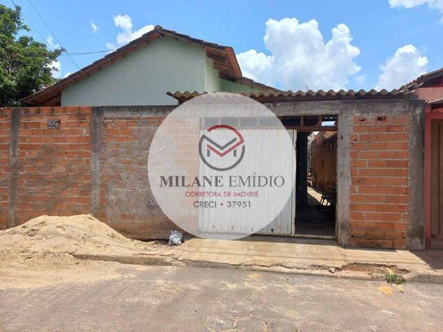 #144 - Casa para Venda em Catalão - GO - 1