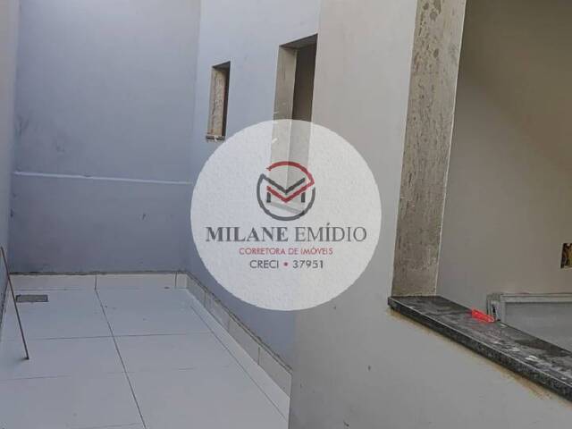 #150 - Casa para Venda em Catalão - GO - 2