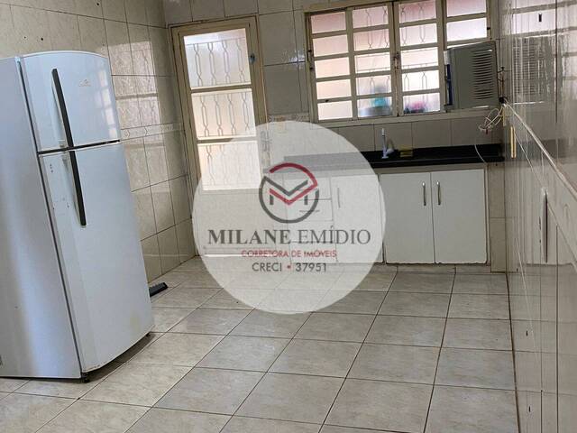 #195 - Casa para Locação em Catalão - GO - 2