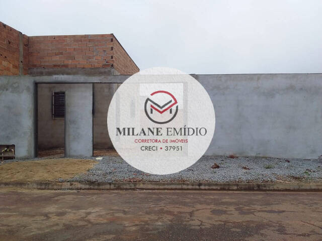 #131 - Casa para Venda em Catalão - GO - 2