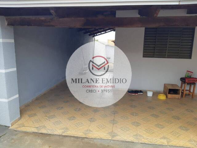 #241 - Casa para Venda em Catalão - GO - 2