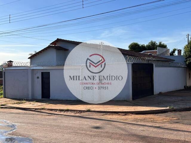#253 - Casa para Venda em Catalão - GO - 1