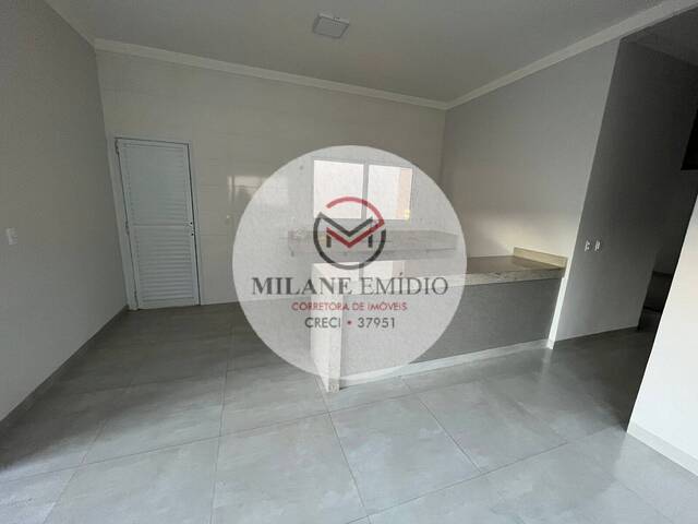 #272 - Casa para Venda em Catalão - GO - 2