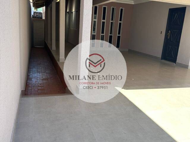 #324 - Casa para Venda em Catalão - GO