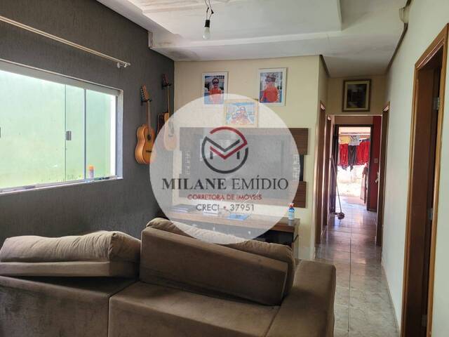 #353 - Casa para Venda em Catalão - GO - 2