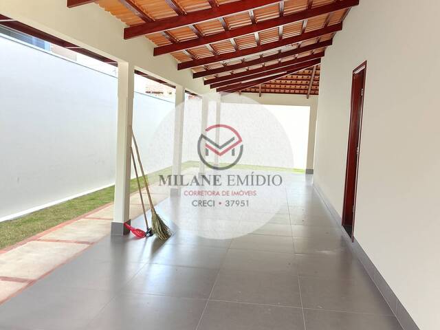 #380 - Casa para Venda em Catalão - GO - 2