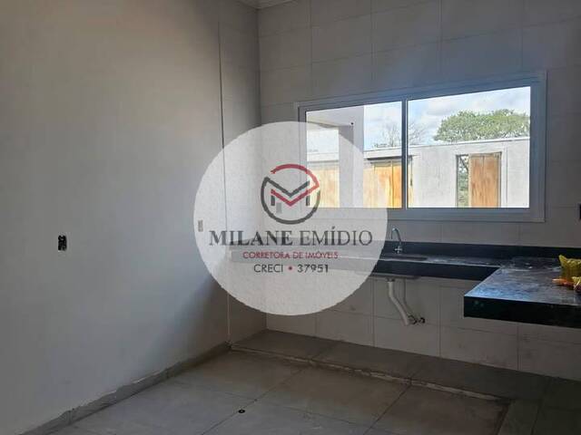 #414 - Casa para Venda em Catalão - GO - 2