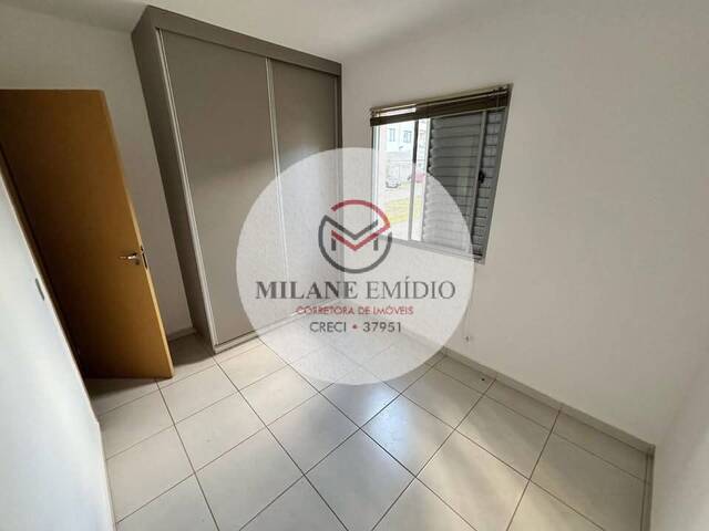 #421 - Apartamento para Venda em Catalão - GO - 2