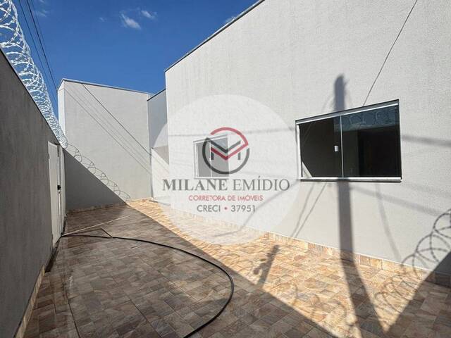 #426 - Casa para Venda em Catalão - GO - 2