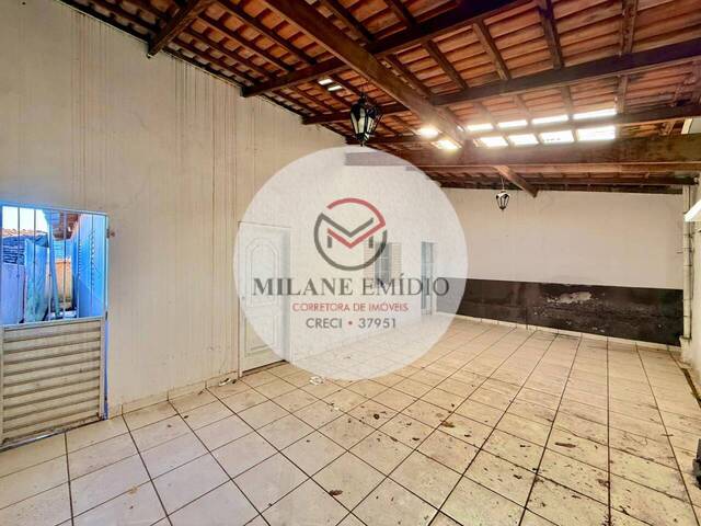 #454 - Casa para Venda em Catalão - GO - 2