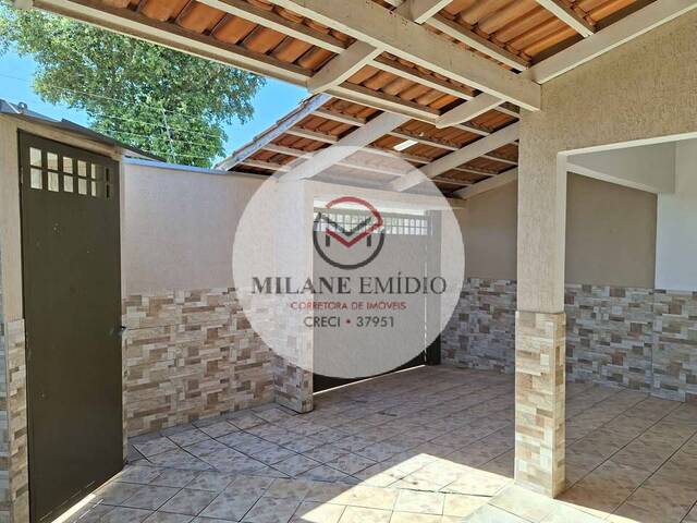 #460 - Casa para Venda em Catalão - GO - 3